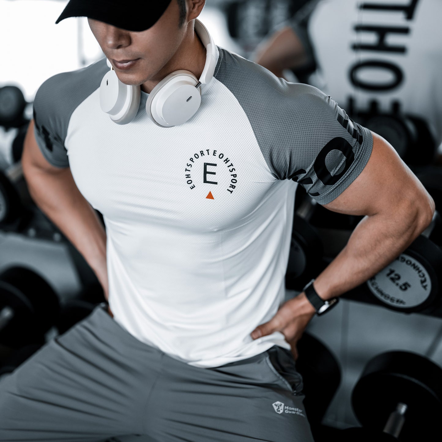 Men's Sports Fitness Slim Fit Stretch Exercise Ice Feeling Quick-drying T-shirt ShoppingLife.site